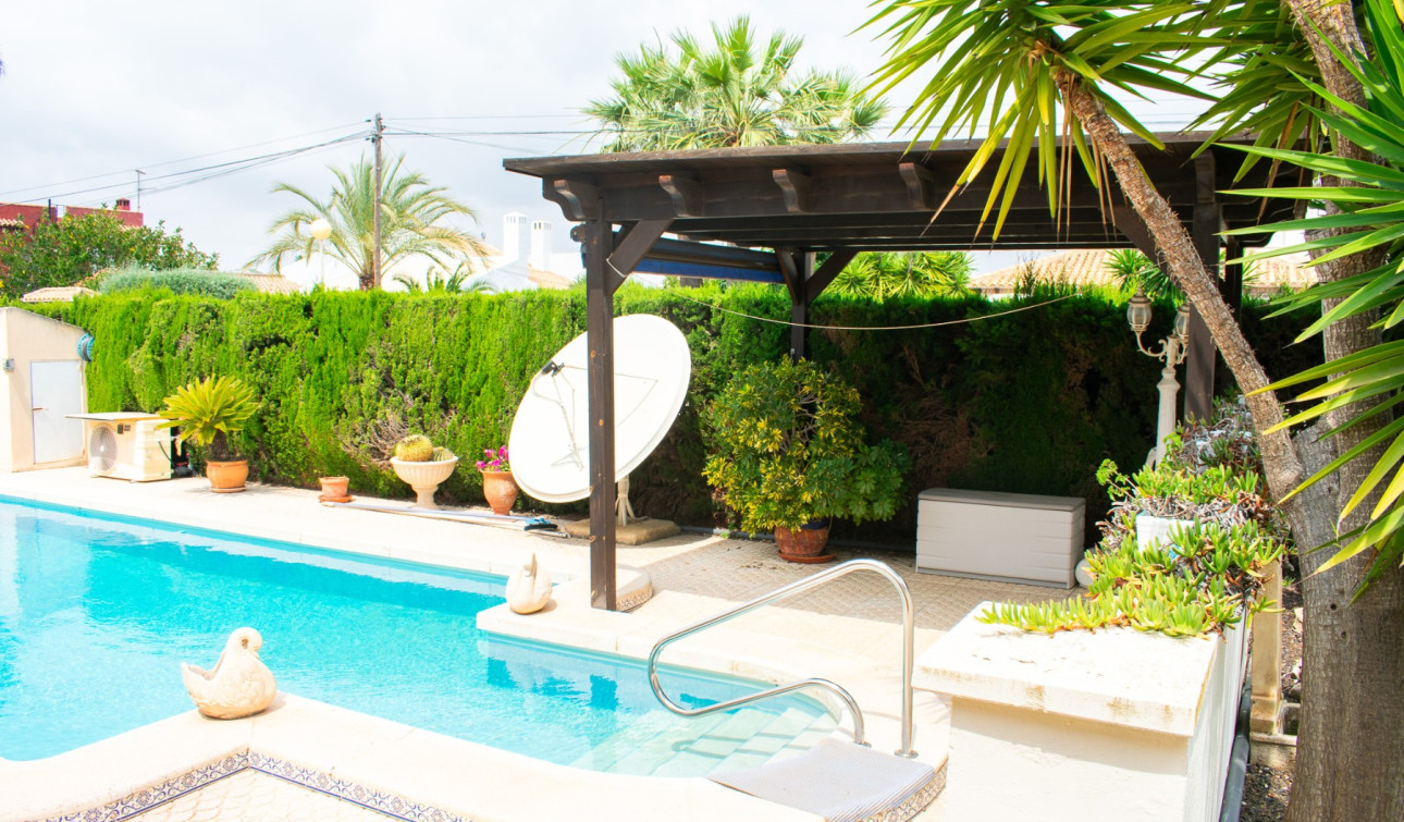 Reventa - Villa independiente - Orihuela Costa - Cabo Roig *