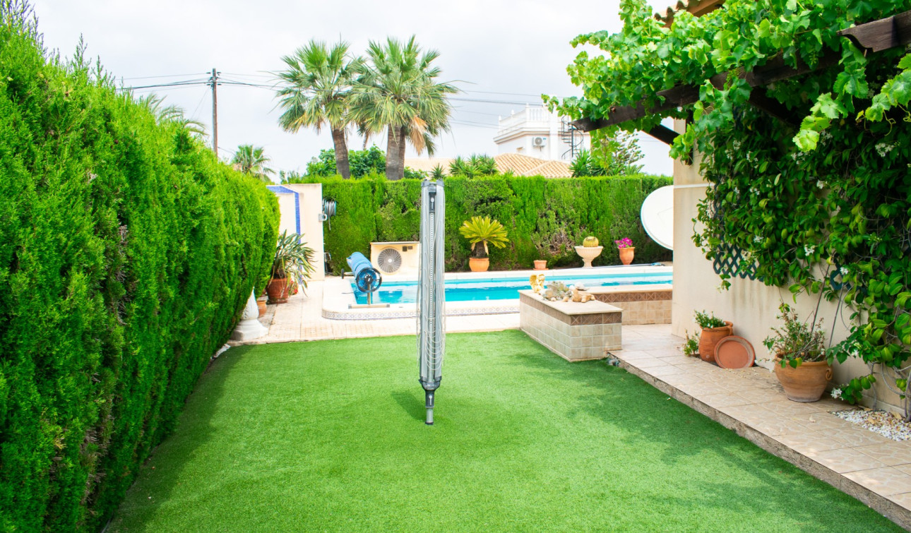 Reventa - Villa independiente - Orihuela Costa - Cabo Roig *