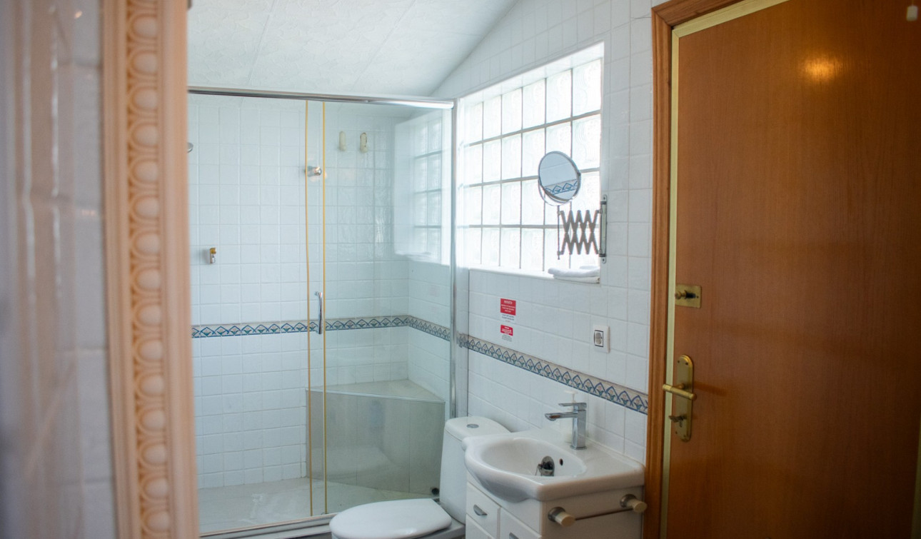 Reventa - Villa independiente - Orihuela Costa - Cabo Roig *