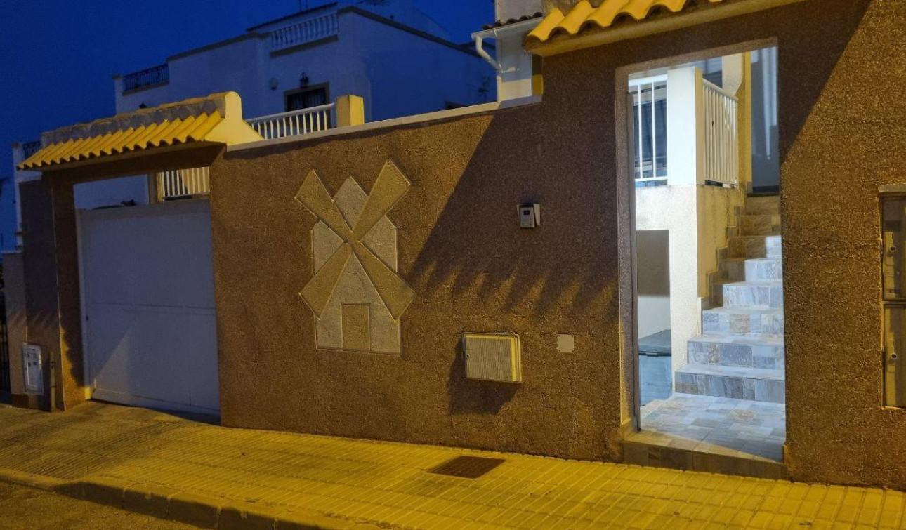 Reventa - Villa independiente - Orihuela Costa - Dream Hills