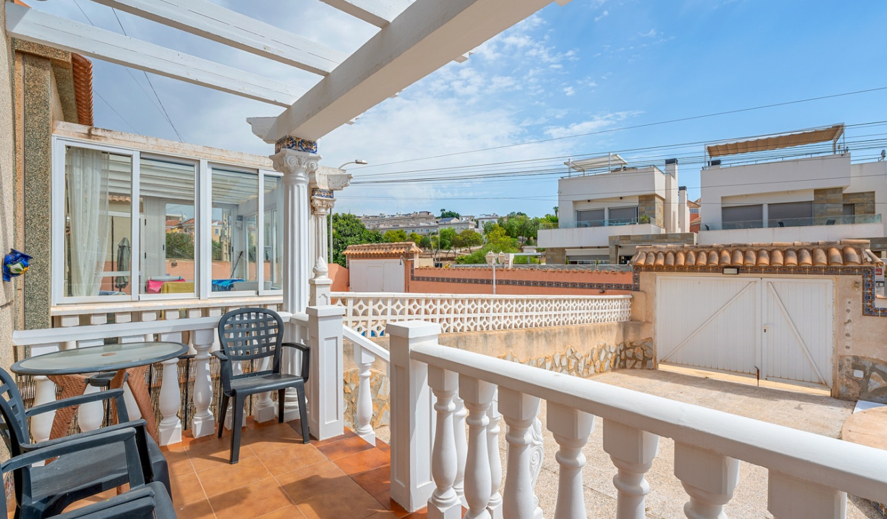 Reventa - Villa independiente - Orihuela Costa - El Galan