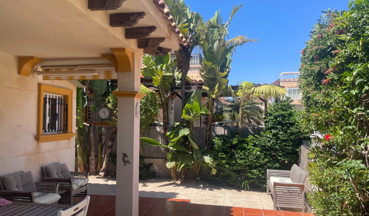 Reventa - Villa independiente - Orihuela Costa - La Regia