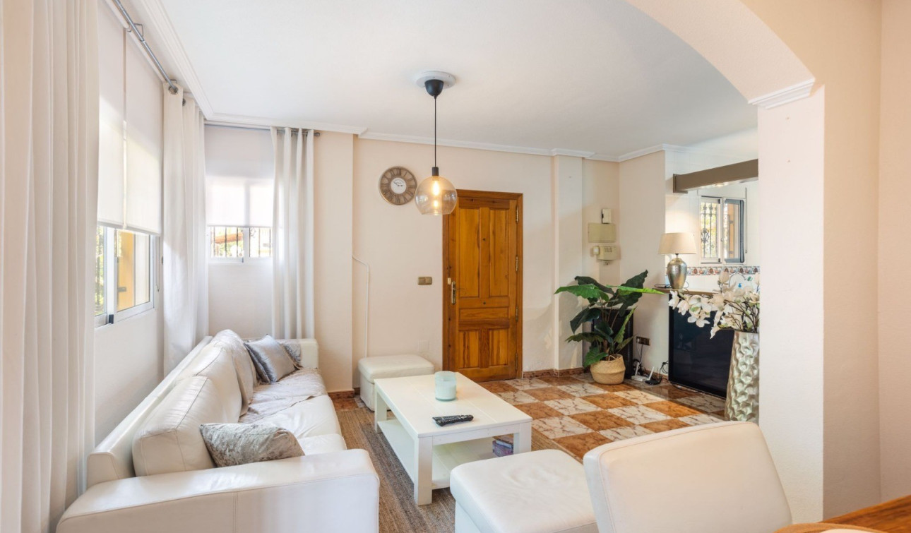 Reventa - Villa independiente - Orihuela Costa - La Regia