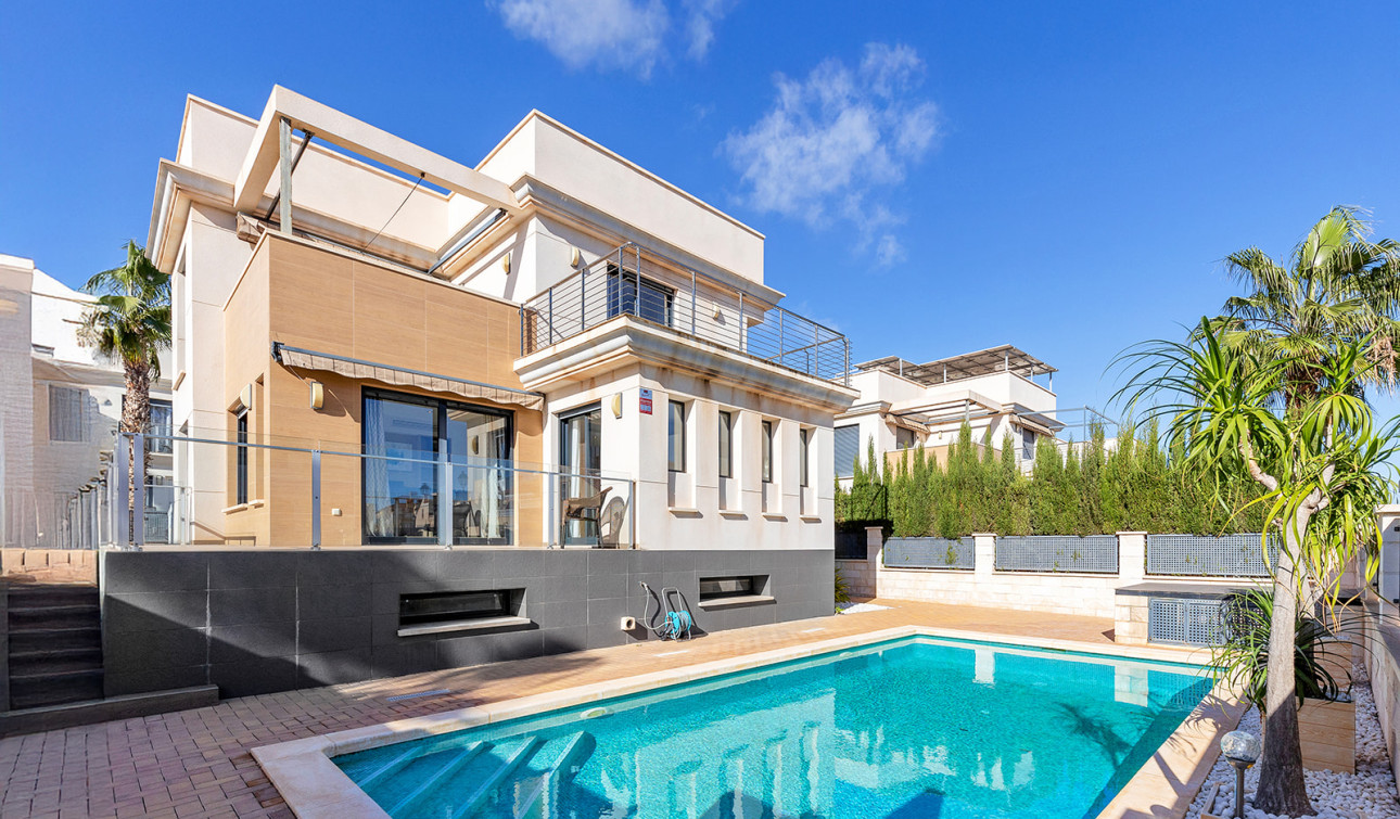 Reventa - Villa independiente - Orihuela Costa - La Zenia