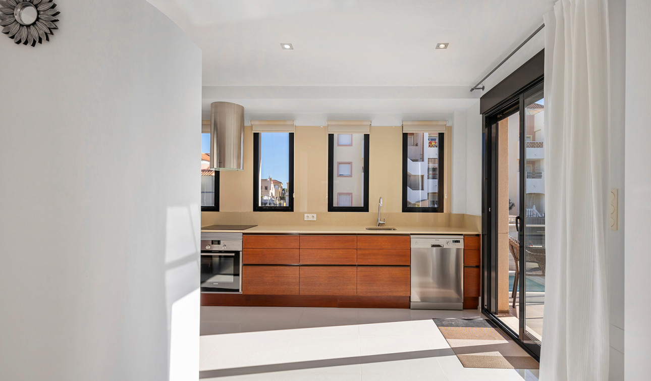 Reventa - Villa independiente - Orihuela Costa - La Zenia