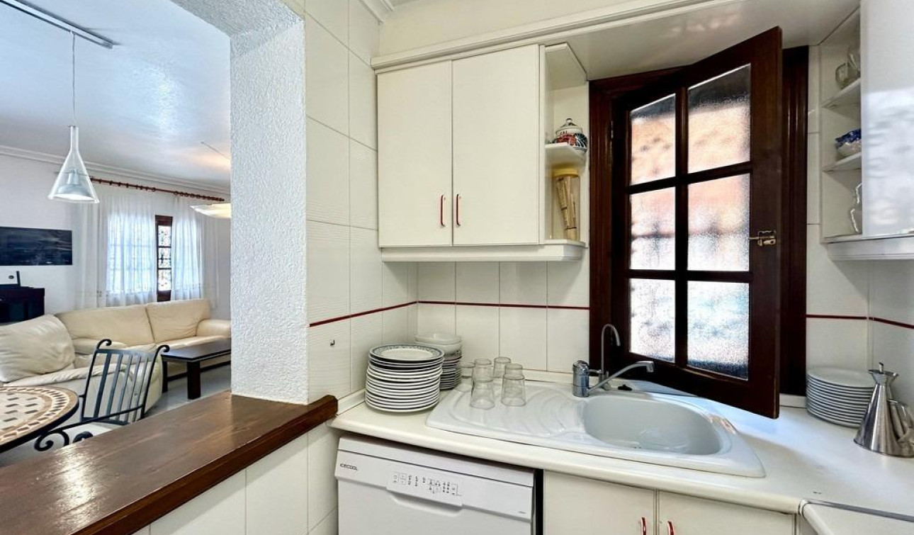 Reventa - Villa independiente - Orihuela Costa - La Zenia