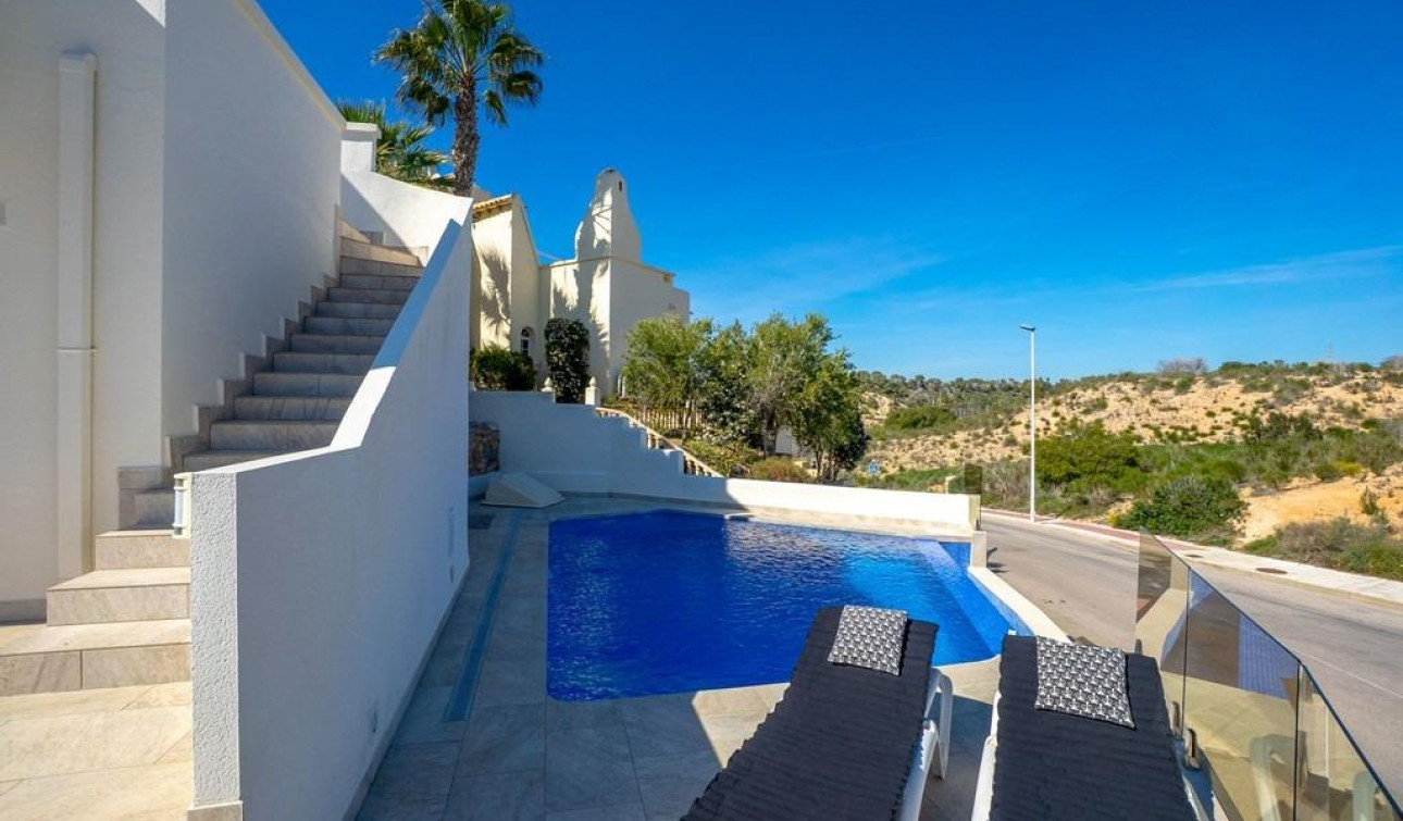 Reventa - Villa independiente - Orihuela Costa - Las Ramblas