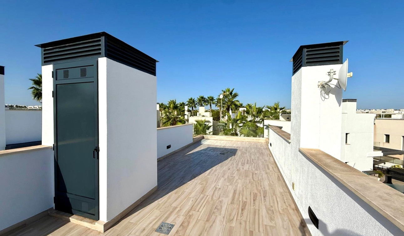 Reventa - Villa independiente - Orihuela Costa - Lomas de Cabo Roig