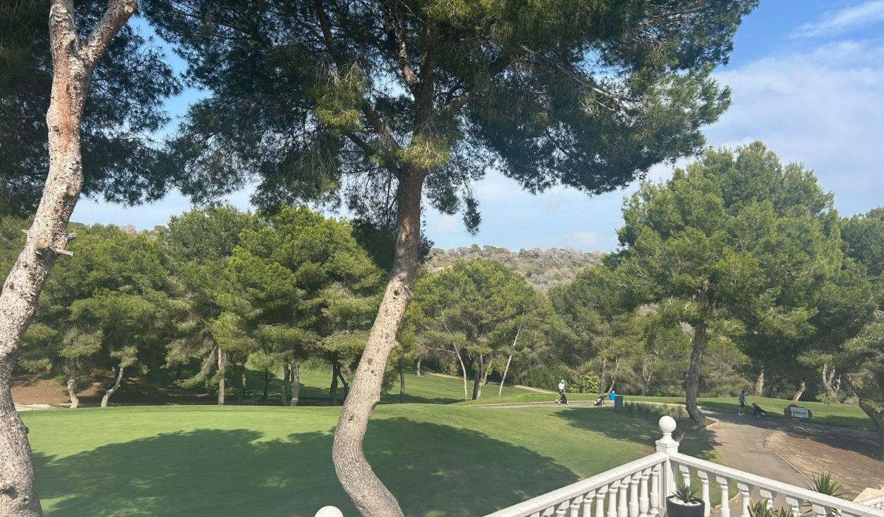 Reventa - Villa independiente - Orihuela Costa - Lomas De Campoamor-las Ramblas