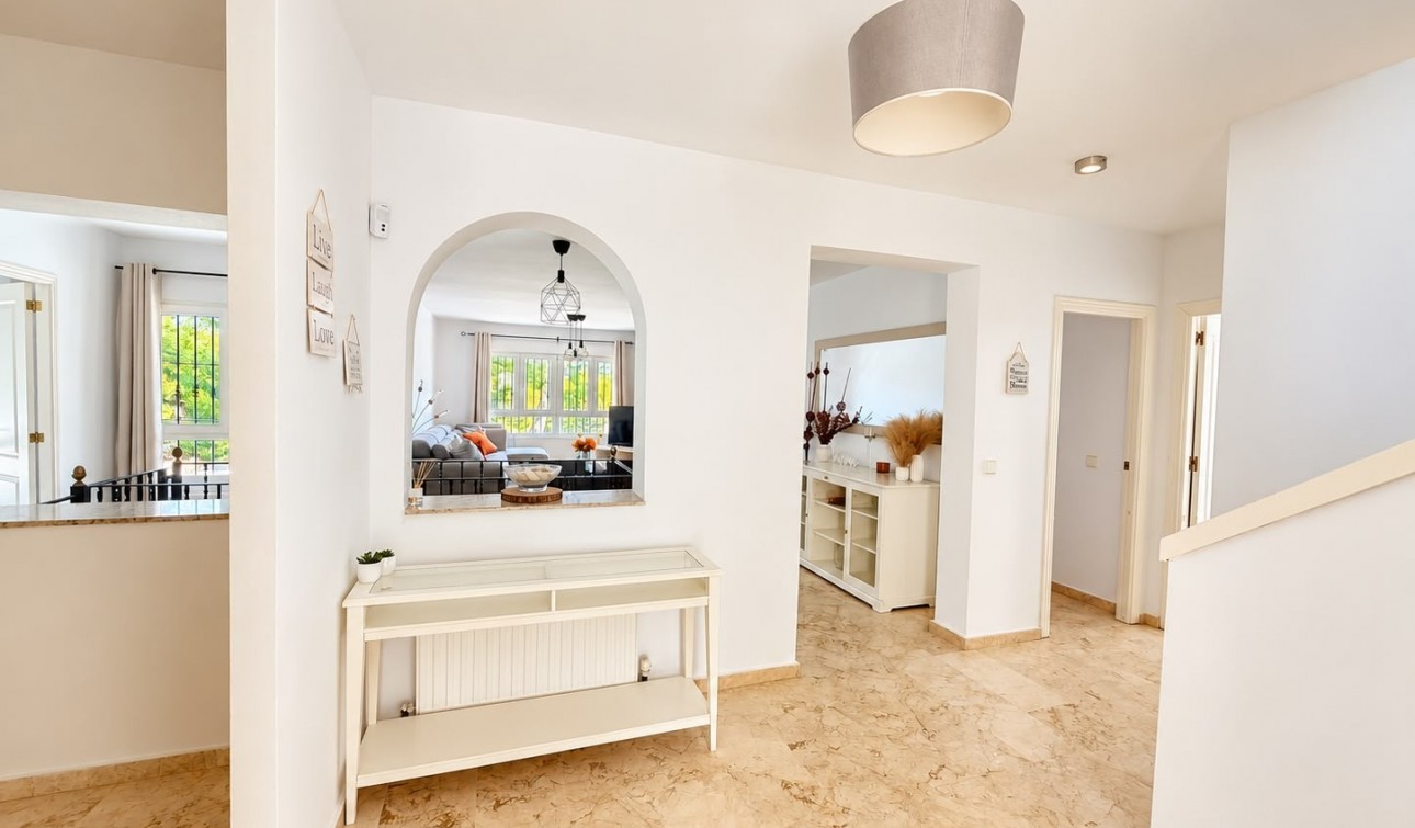Reventa - Villa independiente - Orihuela Costa - Lomas De Campoamor-las Ramblas