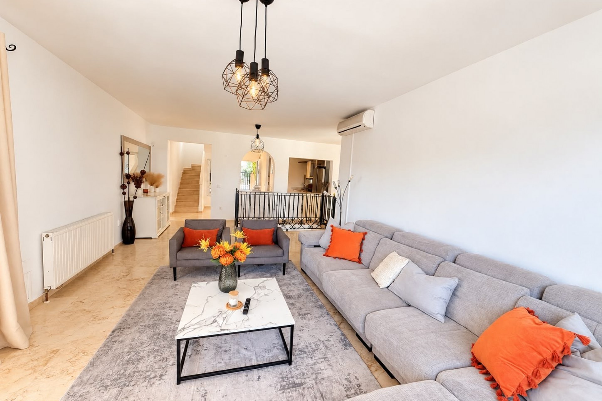 Reventa - Villa independiente - Orihuela Costa - Lomas De Campoamor-las Ramblas