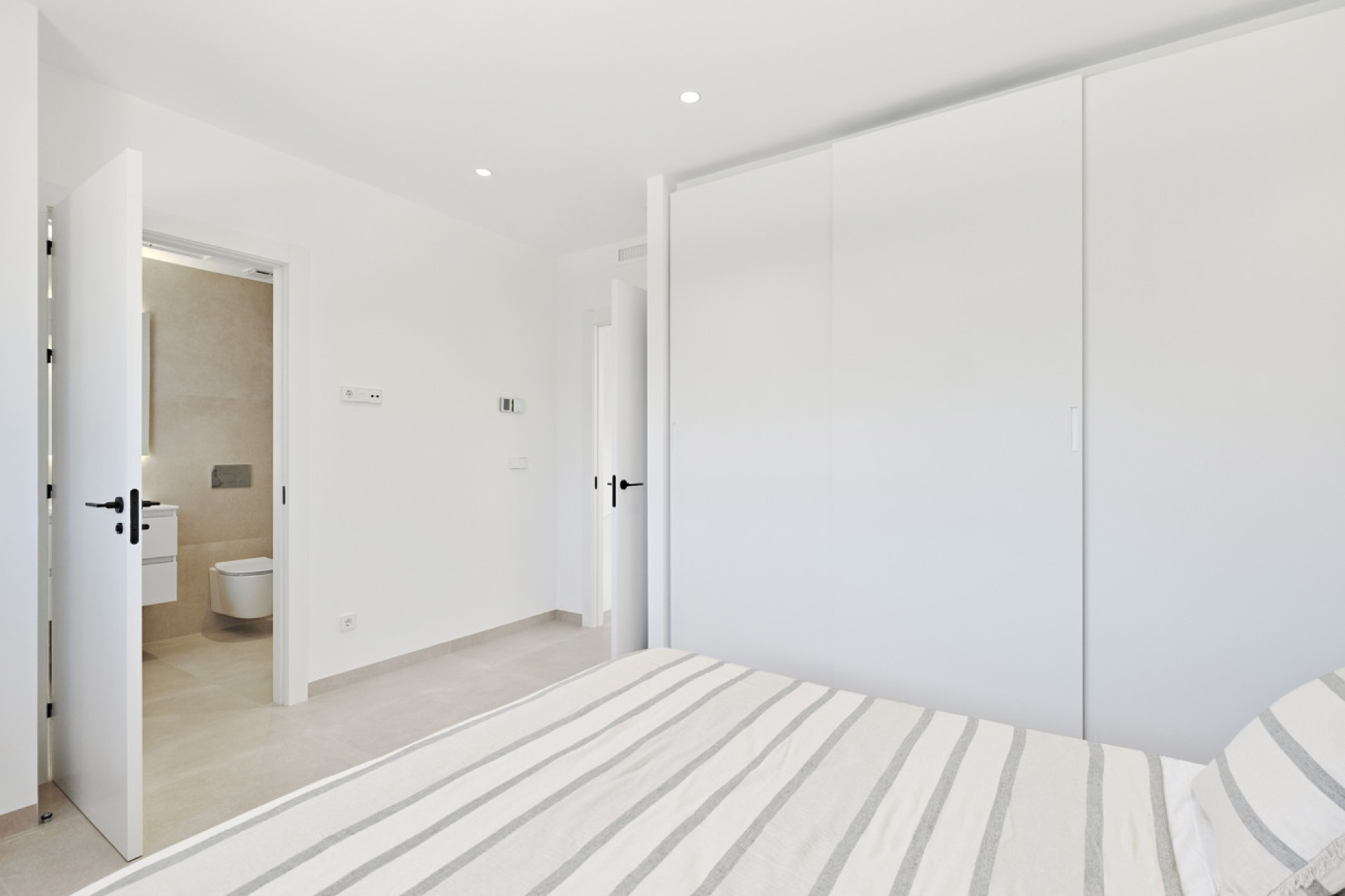 Reventa - Villa independiente - Orihuela Costa - Lomas de Don Juan