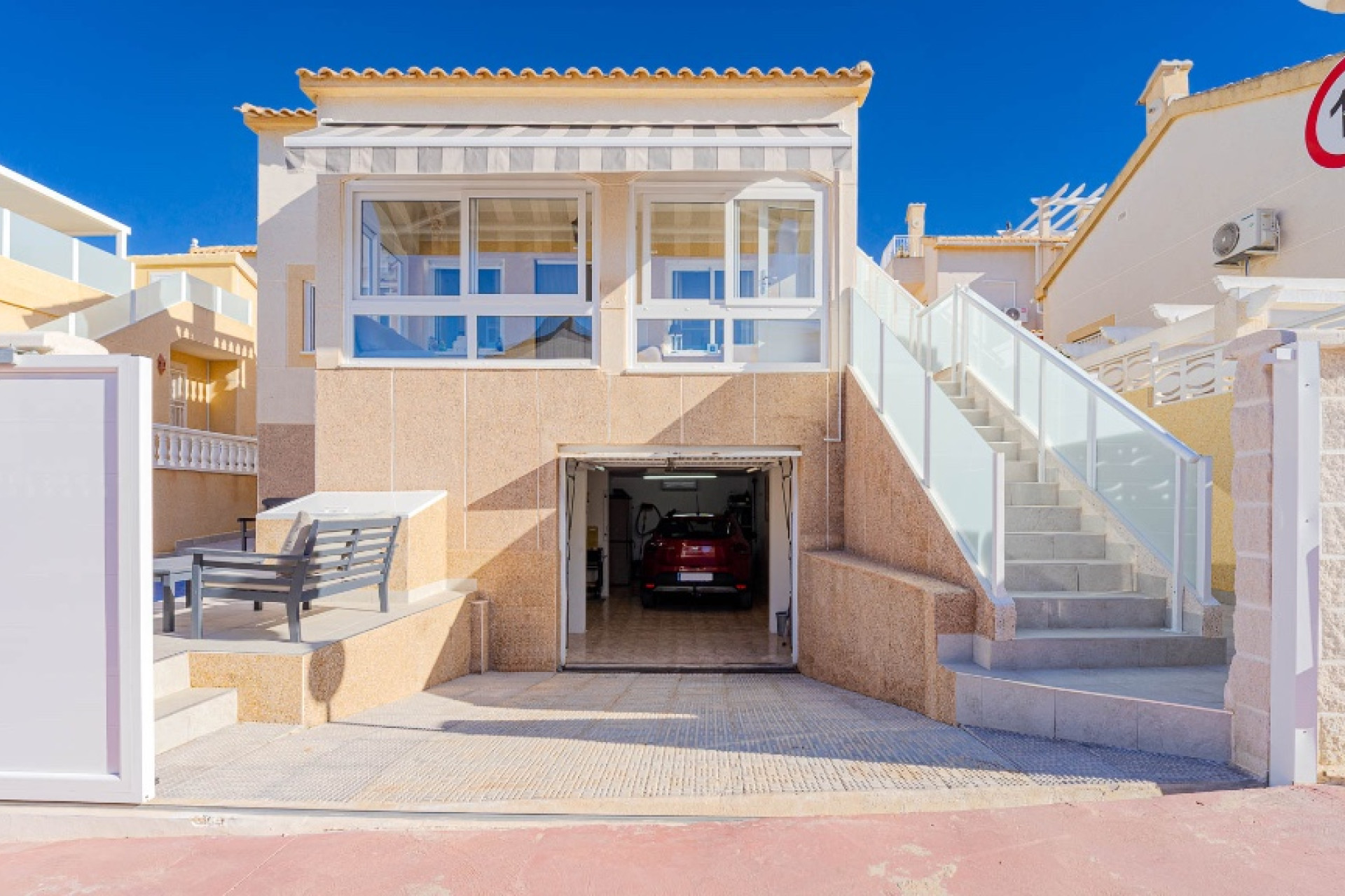 Reventa - Villa independiente - Orihuela Costa - Los Altos