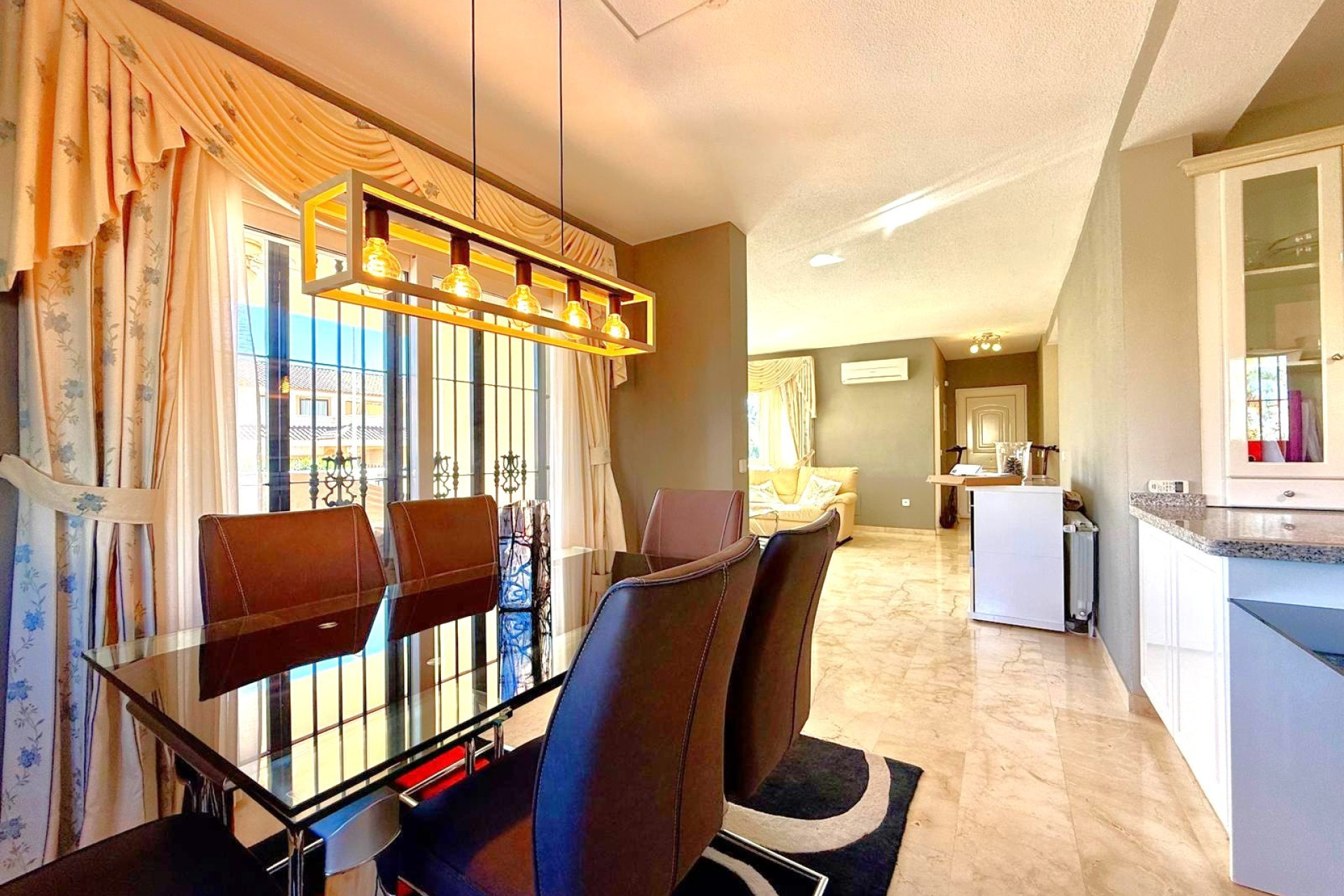 Reventa - Villa independiente - Orihuela Costa - Los Dolses