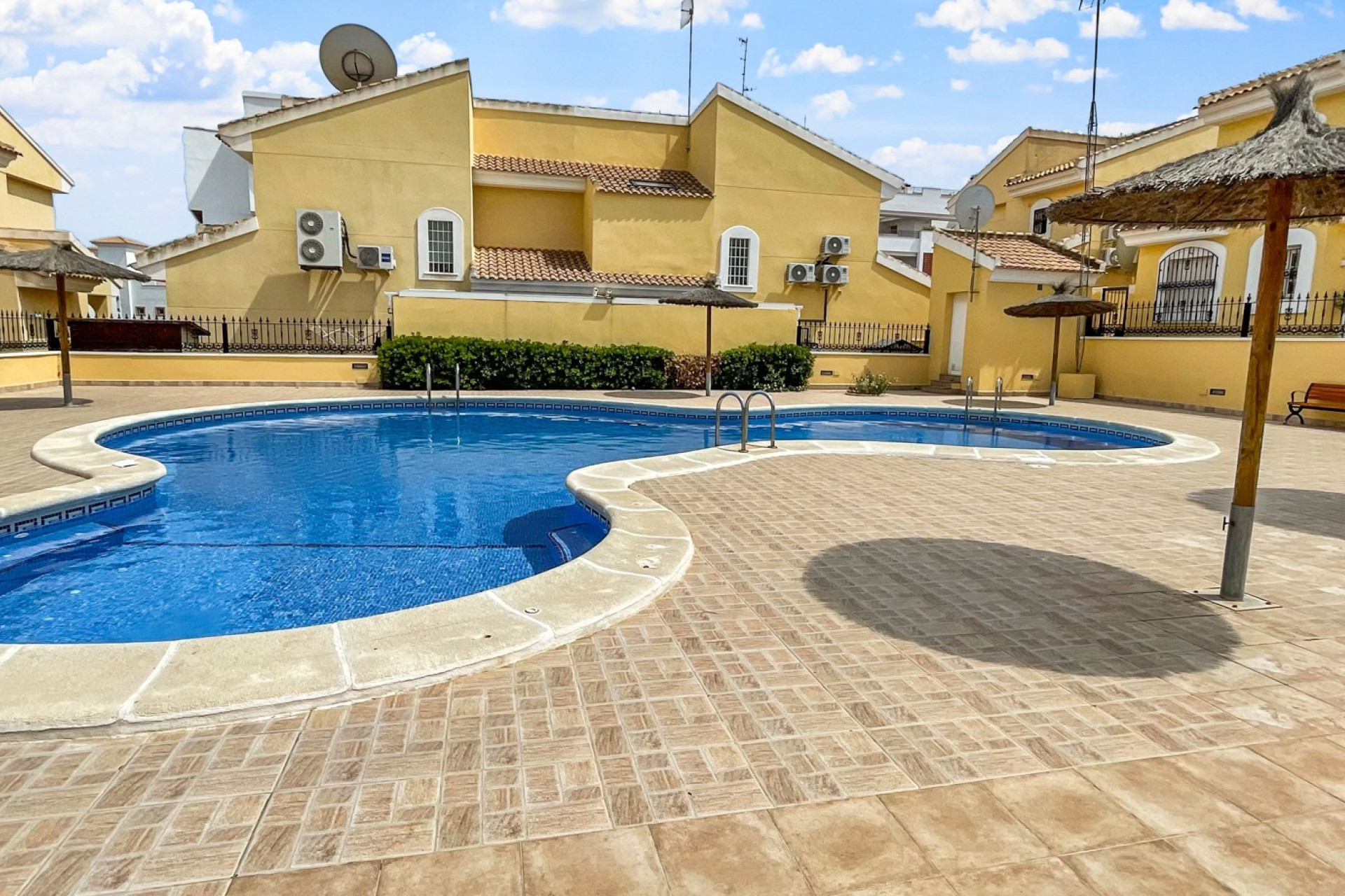 Reventa - Villa independiente - Orihuela Costa - Los Dolses