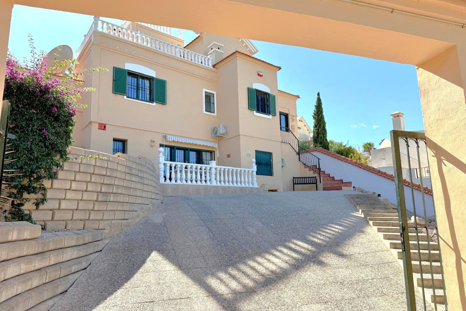 Reventa - Villa independiente - Orihuela Costa - Los Dolses