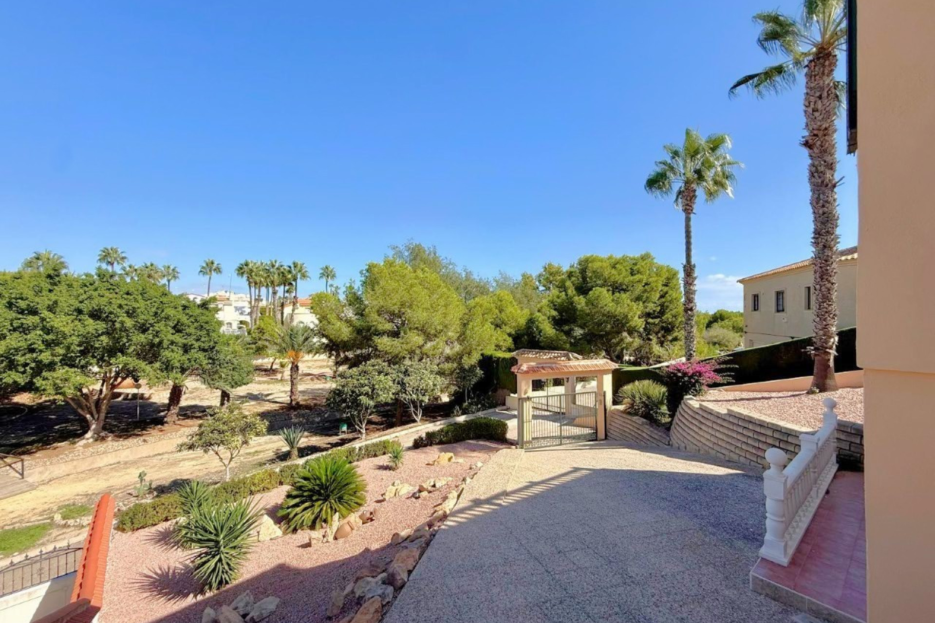 Reventa - Villa independiente - Orihuela Costa - Los Dolses