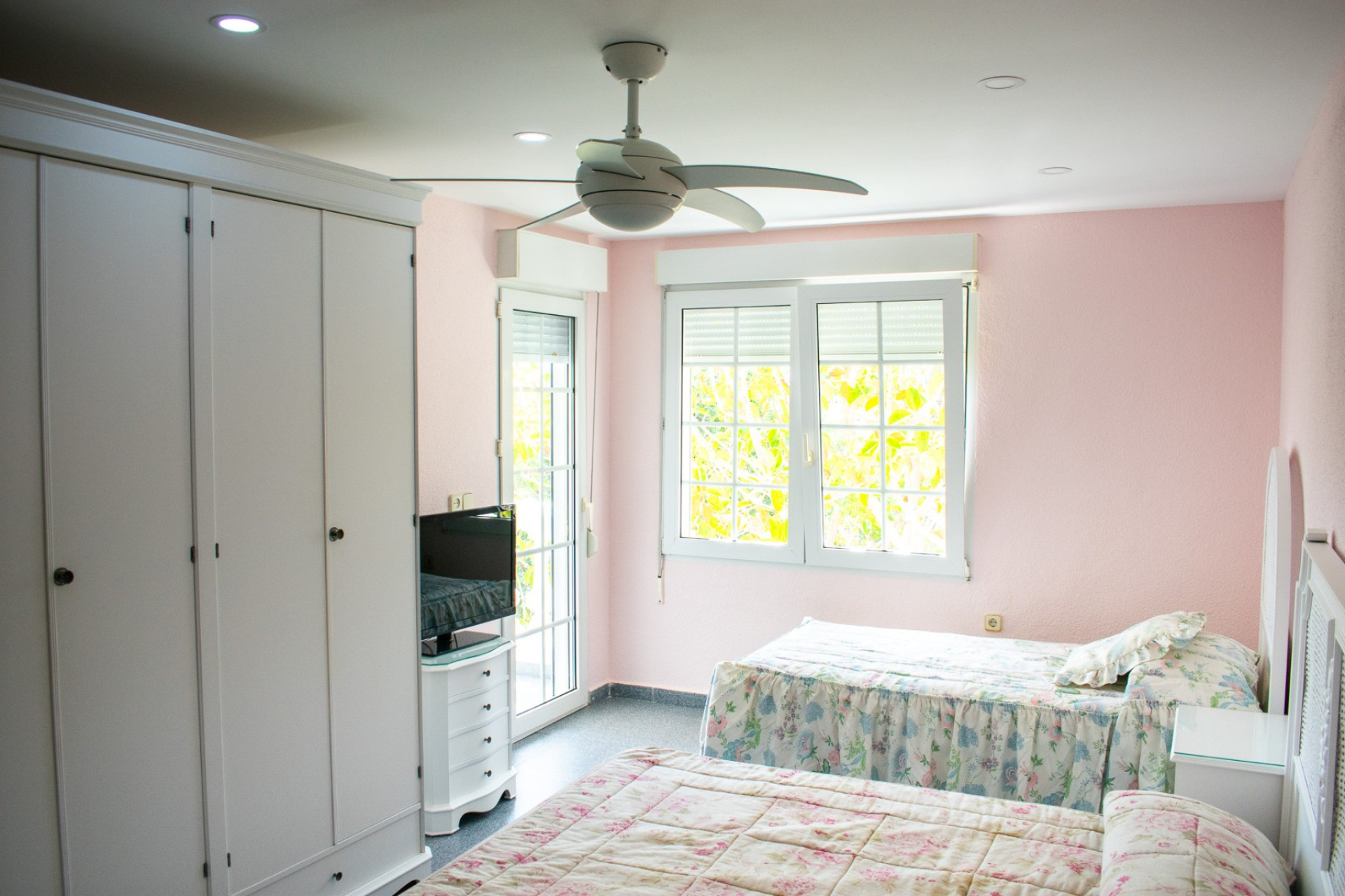 Reventa - Villa independiente - Orihuela Costa - MUY CERCA DE LA PLAYA