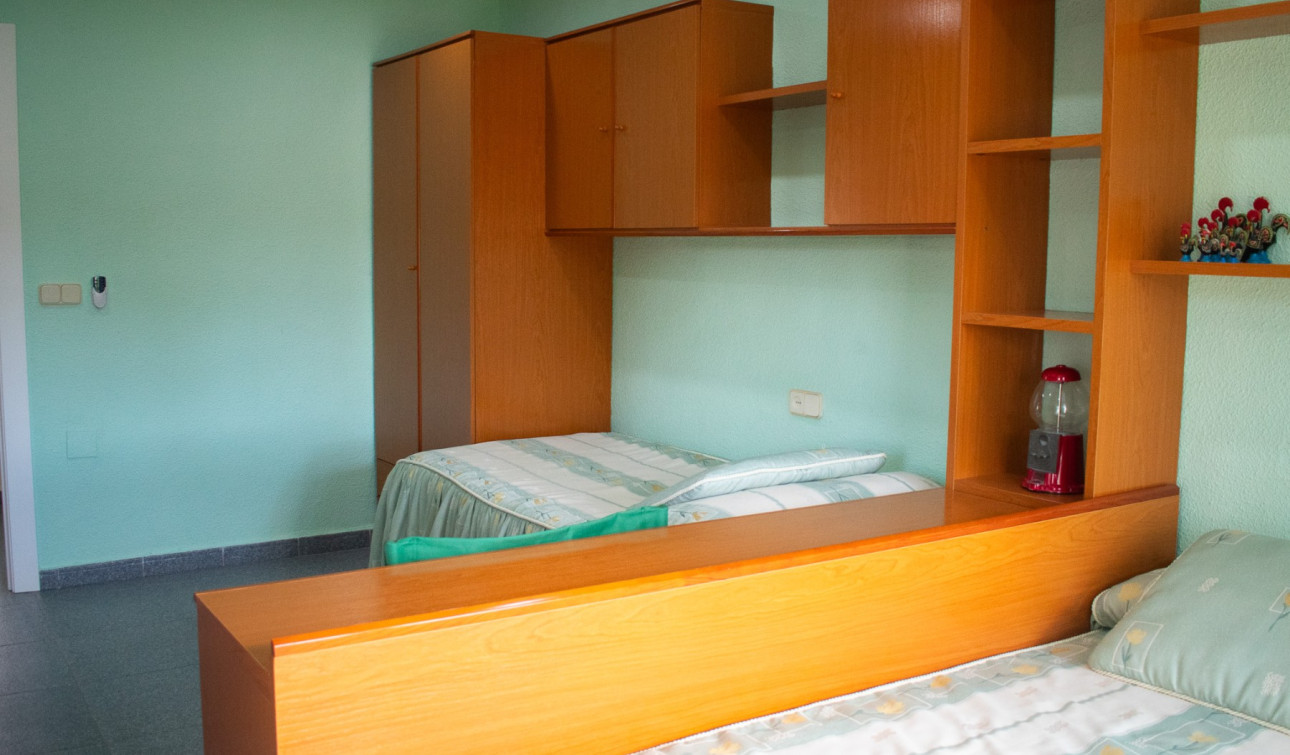 Reventa - Villa independiente - Orihuela Costa - MUY CERCA DE LA PLAYA