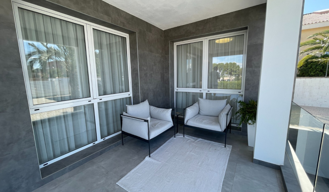 Reventa - Villa independiente - Orihuela Costa - Orihuela