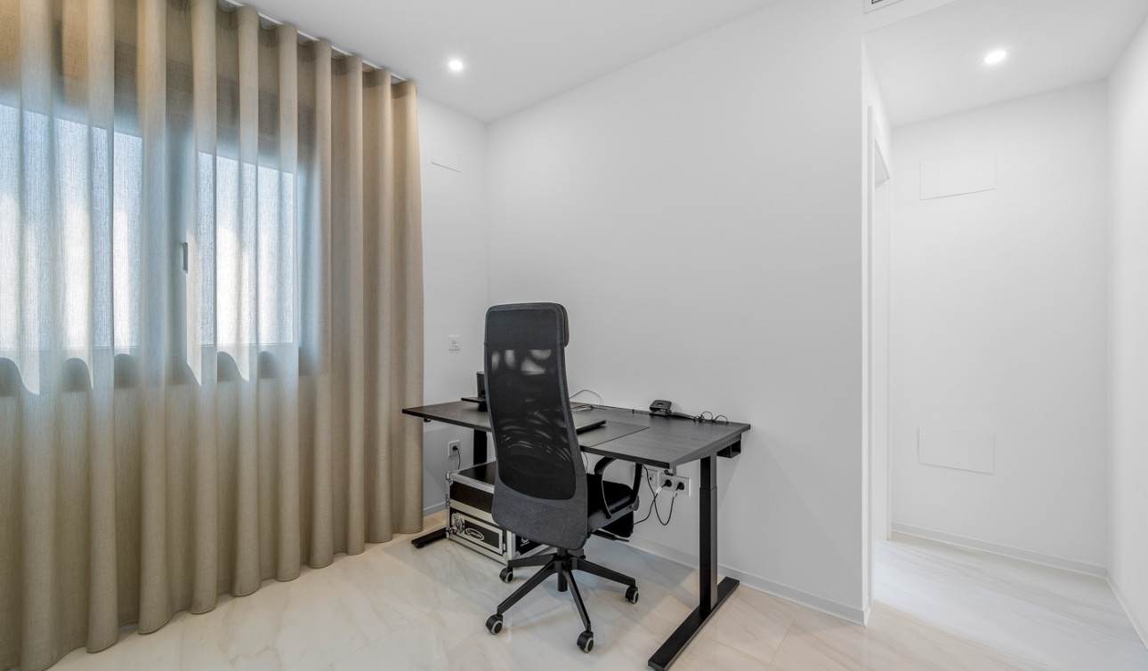 Reventa - Villa independiente - Orihuela Costa - Orihuela