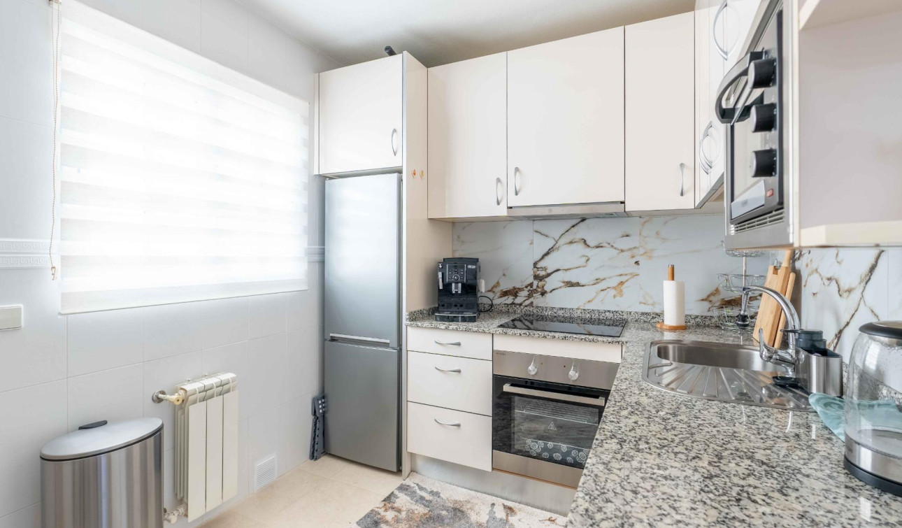 Reventa - Villa independiente - Orihuela Costa - Punta Prima