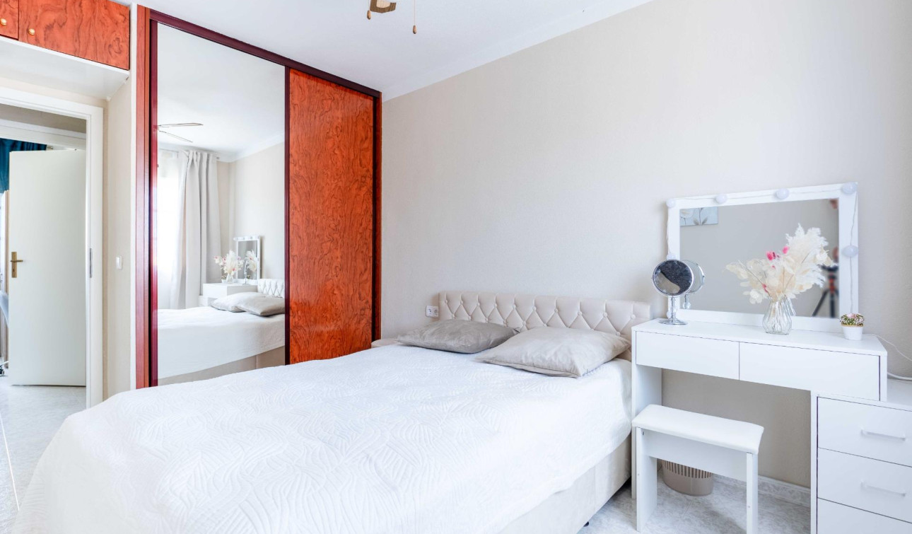 Reventa - Villa independiente - Orihuela Costa - Punta Prima