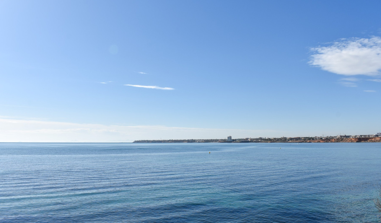 Reventa - Villa independiente - Orihuela Costa - Punta Prima