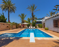 Reventa - Villa independiente - Orihuela Costa - Punta Prima