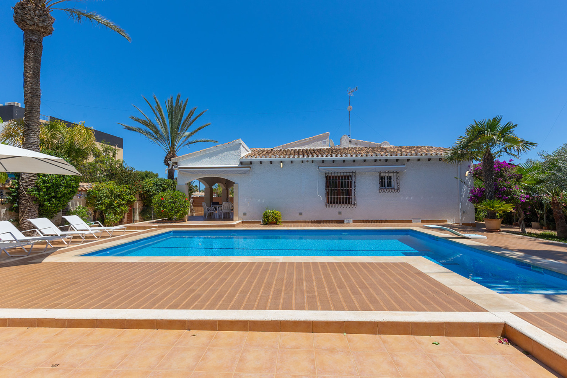 Reventa - Villa independiente - Orihuela Costa - Punta Prima