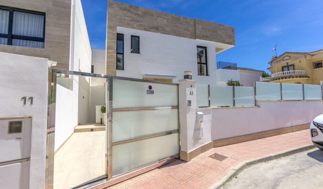 Reventa - Villa independiente - Orihuela Costa - Urbanización Blue Lagoon y T-2 Filipinas Oeste