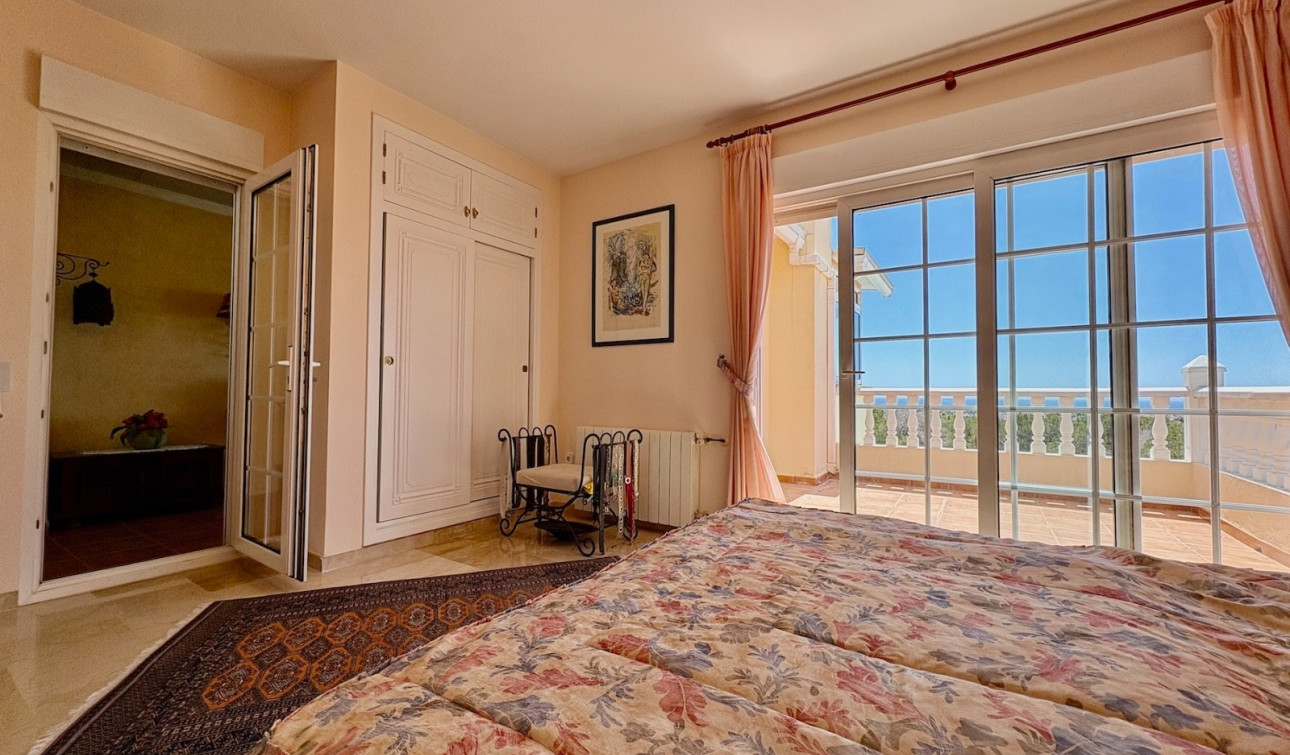 Reventa - Villa independiente - Orihuela Costa - Villamartín