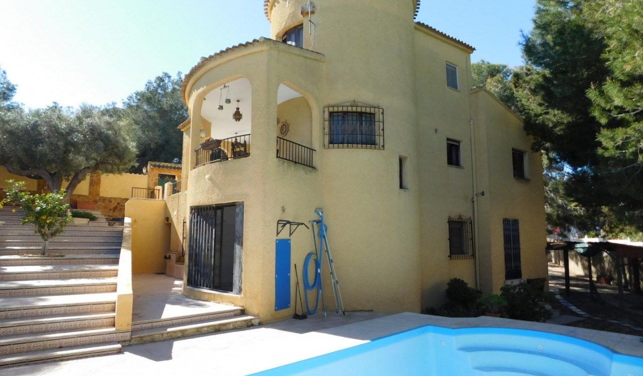 Reventa - Villa independiente - Orihuela Costa - Villamartín