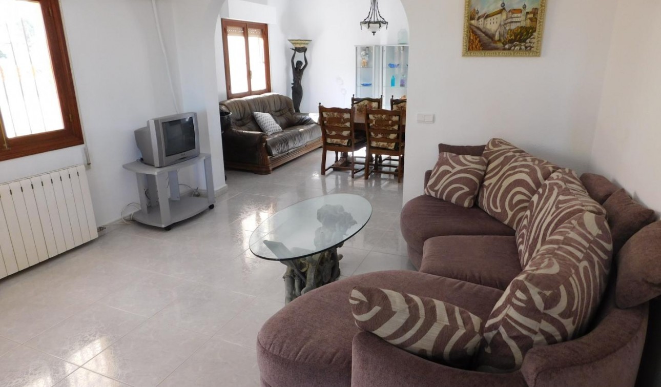 Reventa - Villa independiente - Orihuela Costa - Villamartín