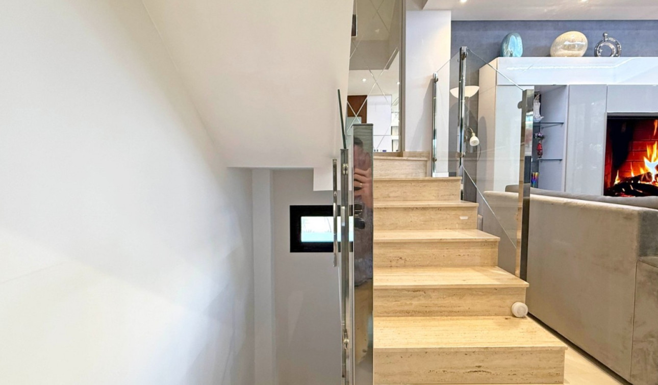 Reventa - Villa independiente - Orihuela Costa - Villamartín