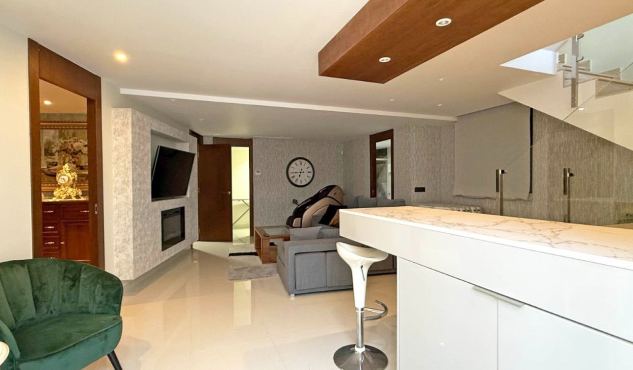 Reventa - Villa independiente - Orihuela Costa - Villamartín