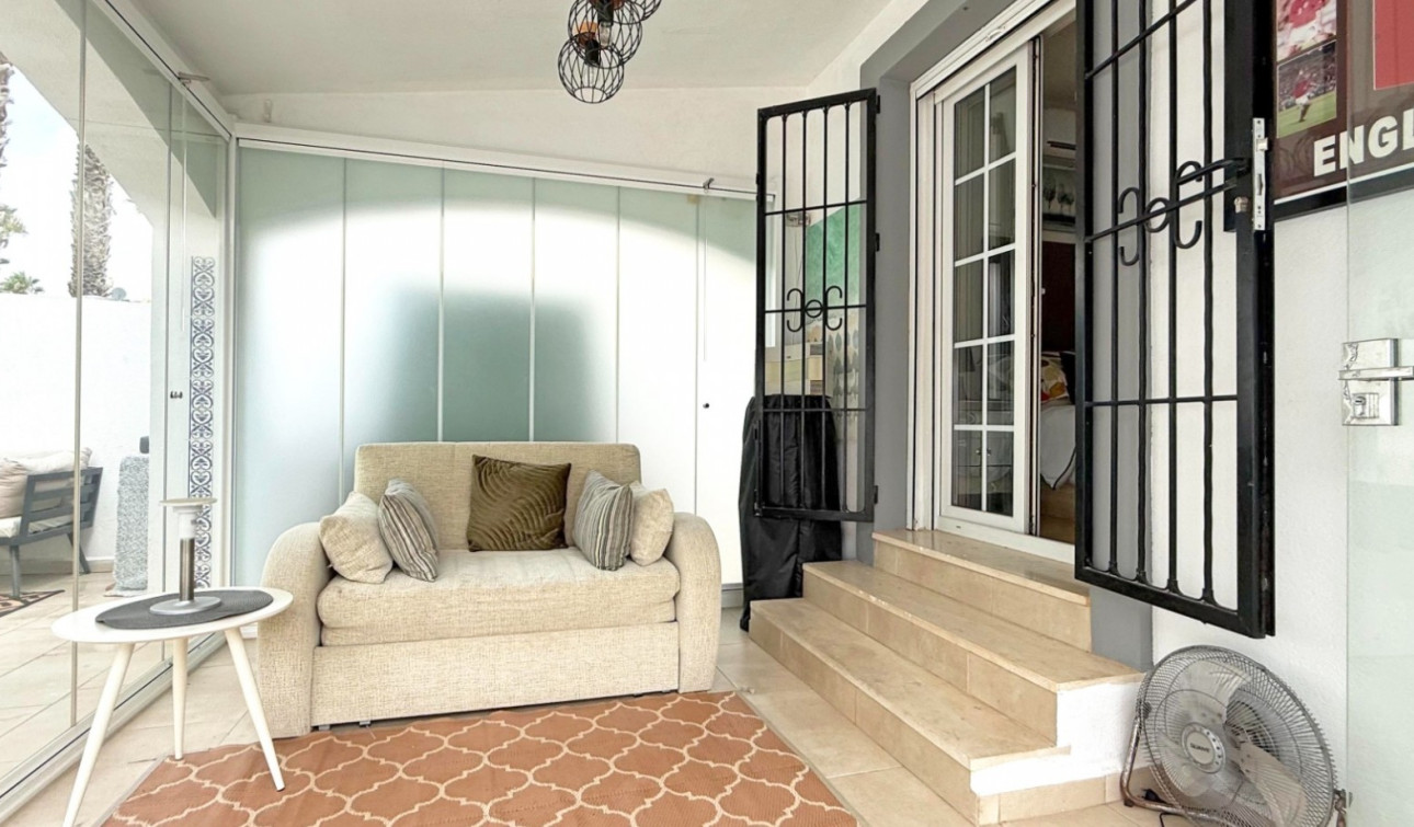 Reventa - Villa independiente - Orihuela Costa - Villamartín