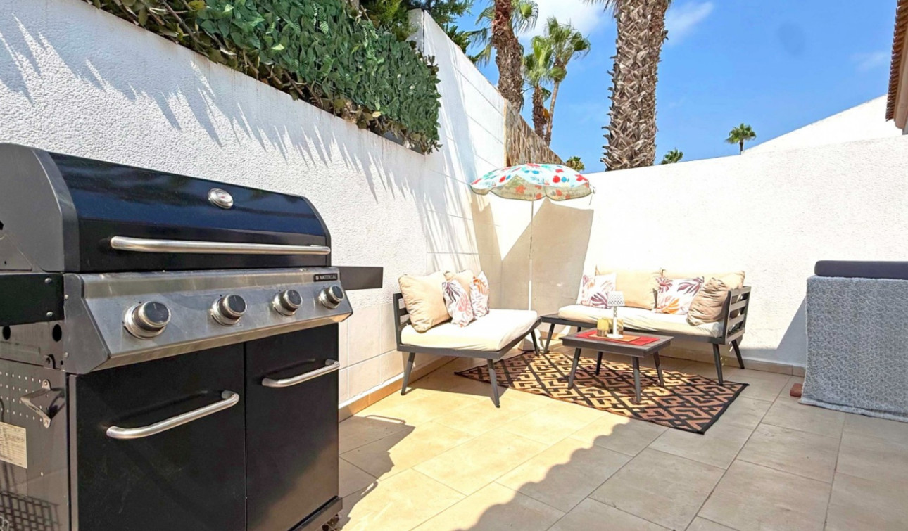 Reventa - Villa independiente - Orihuela Costa - Villamartín