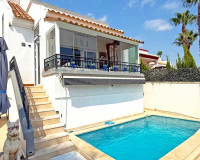 Reventa - Villa independiente - Orihuela Costa - Villamartín