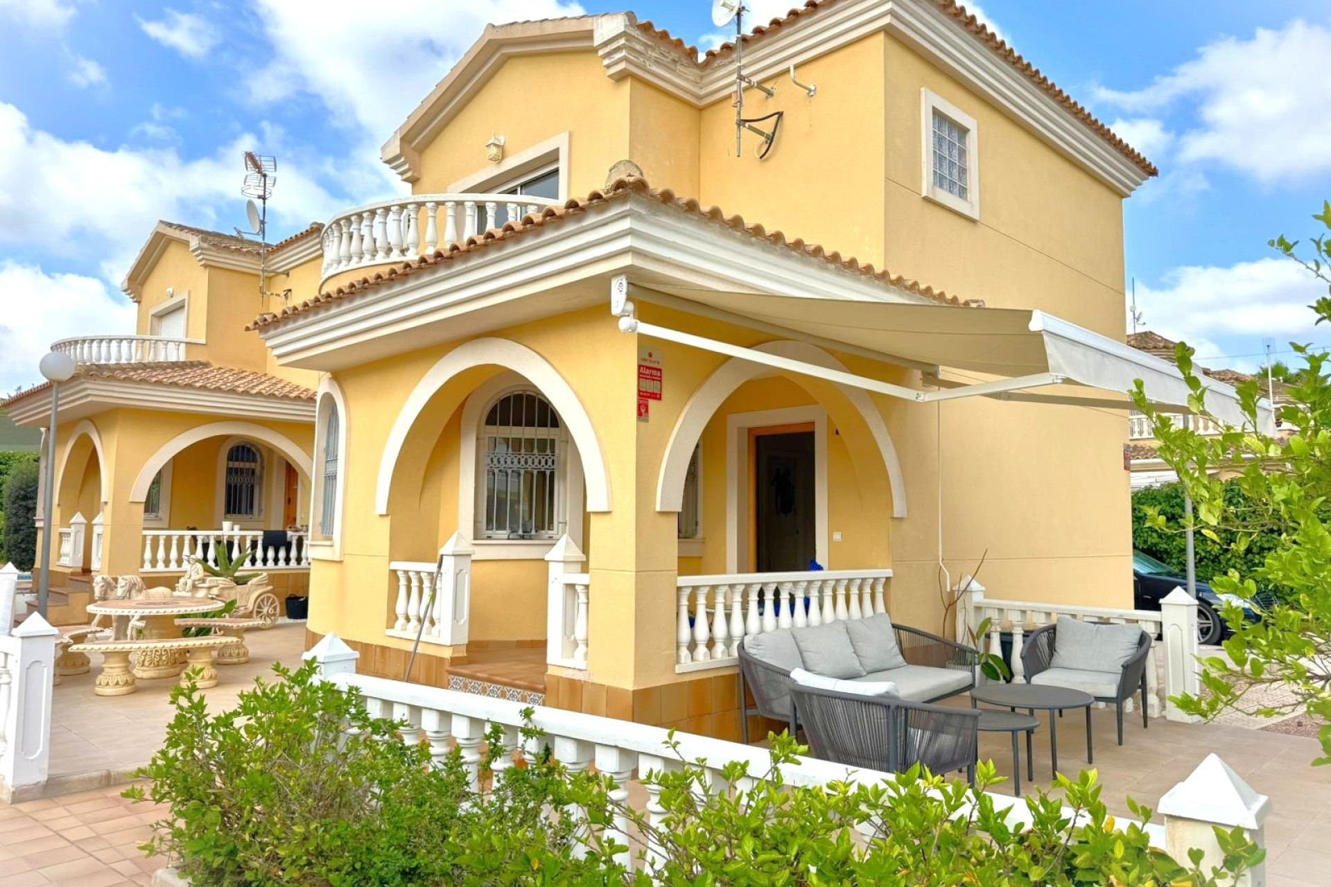 Reventa - Villa independiente - Orihuela Costa - Villamartín