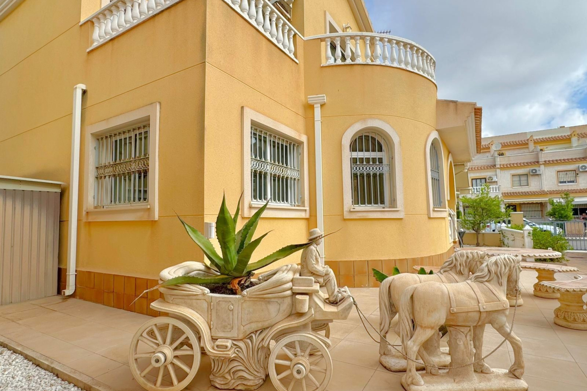 Reventa - Villa independiente - Orihuela Costa - Villamartín