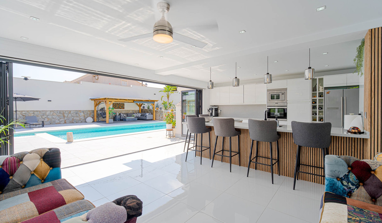 Reventa - Villa independiente - Orihuela Costa - Villamartin