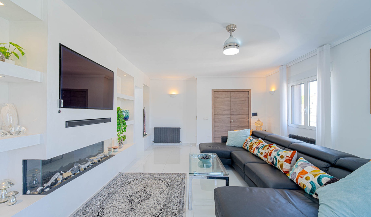 Reventa - Villa independiente - Orihuela Costa - Villamartin