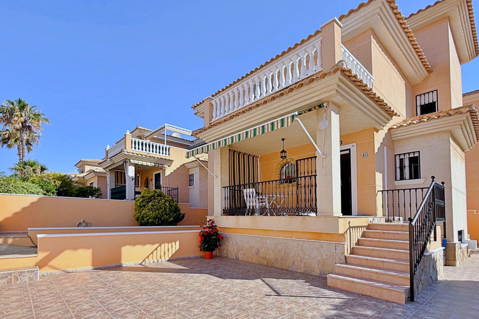 Reventa - Villa independiente - Orihuela - Orihuela Costa