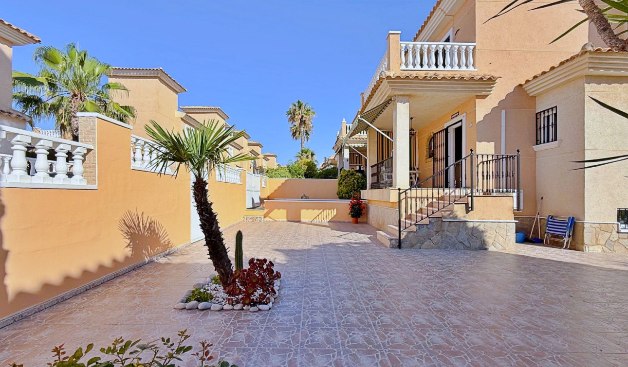 Reventa - Villa independiente - Orihuela - Orihuela Costa