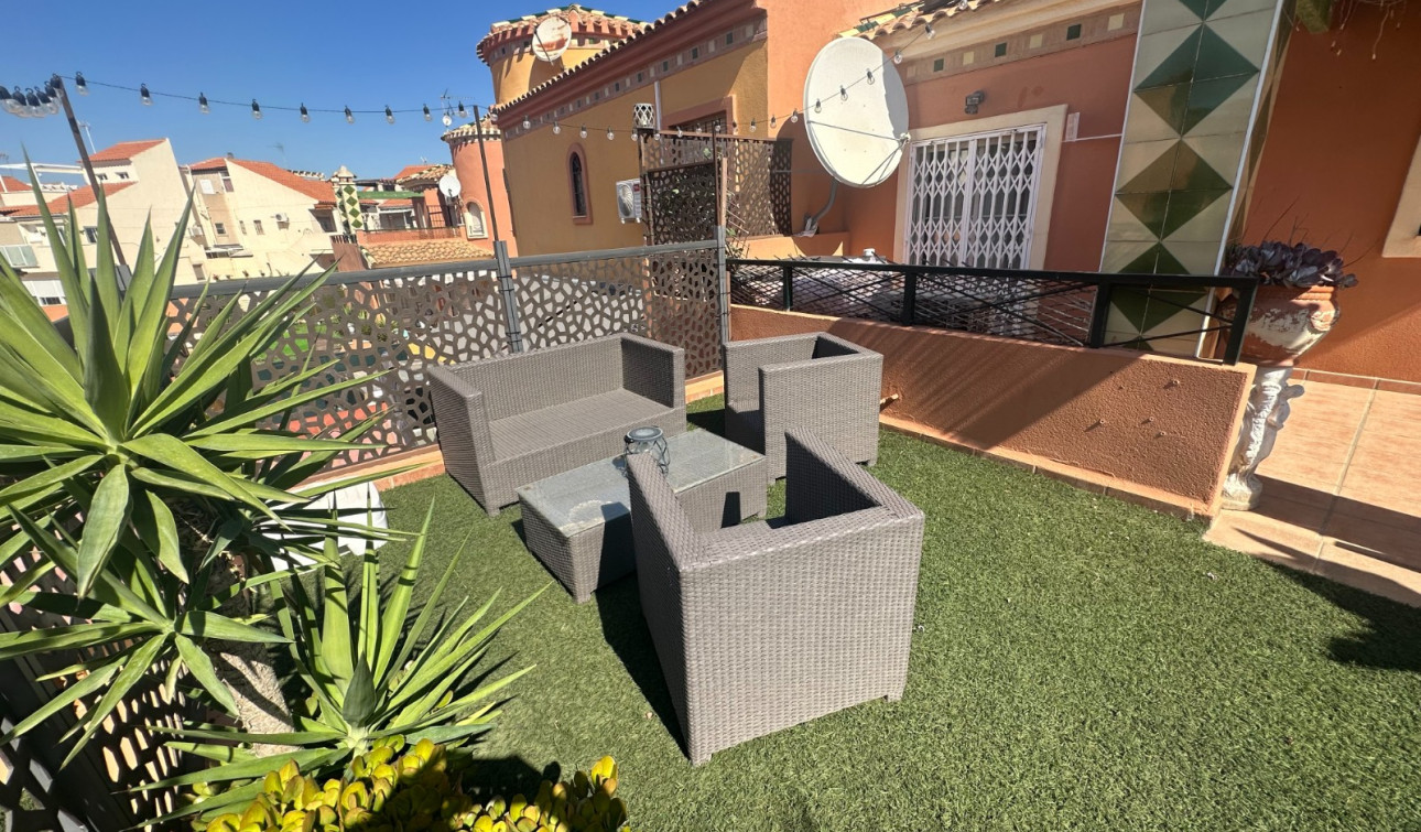 Reventa - Villa independiente - Orihuela - Playa Flamenca