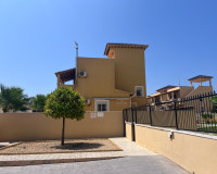 Reventa - Villa independiente - Orihuela - Villamartin