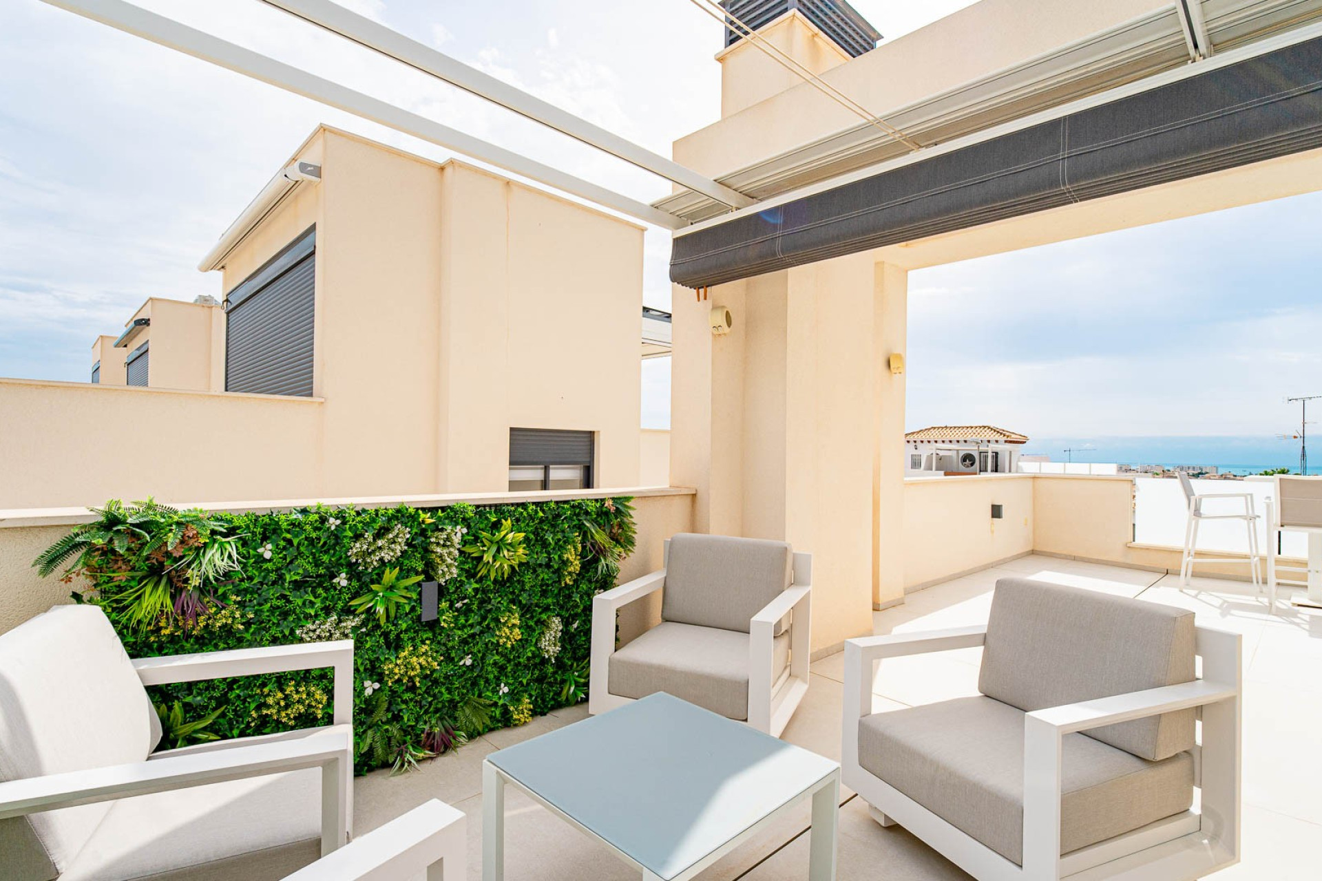 Reventa - Villa independiente - Punta Prima