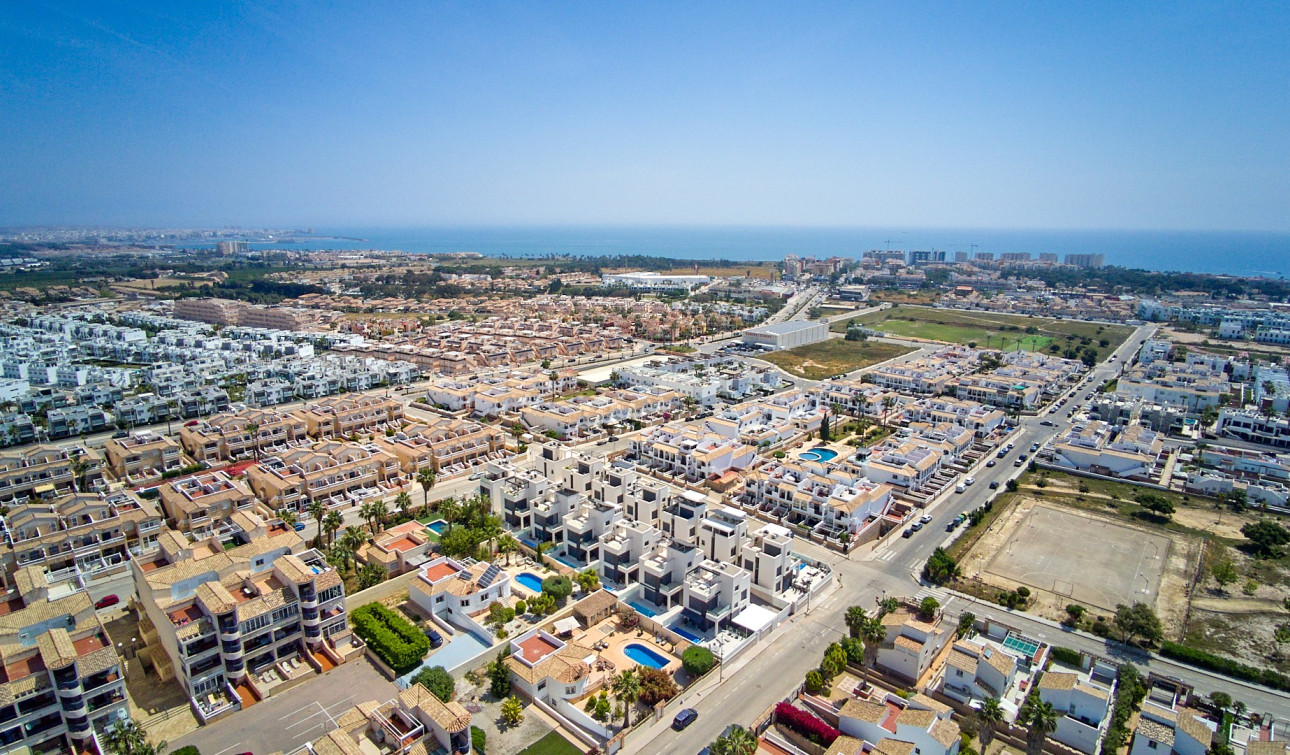 Reventa - Villa independiente - Punta Prima