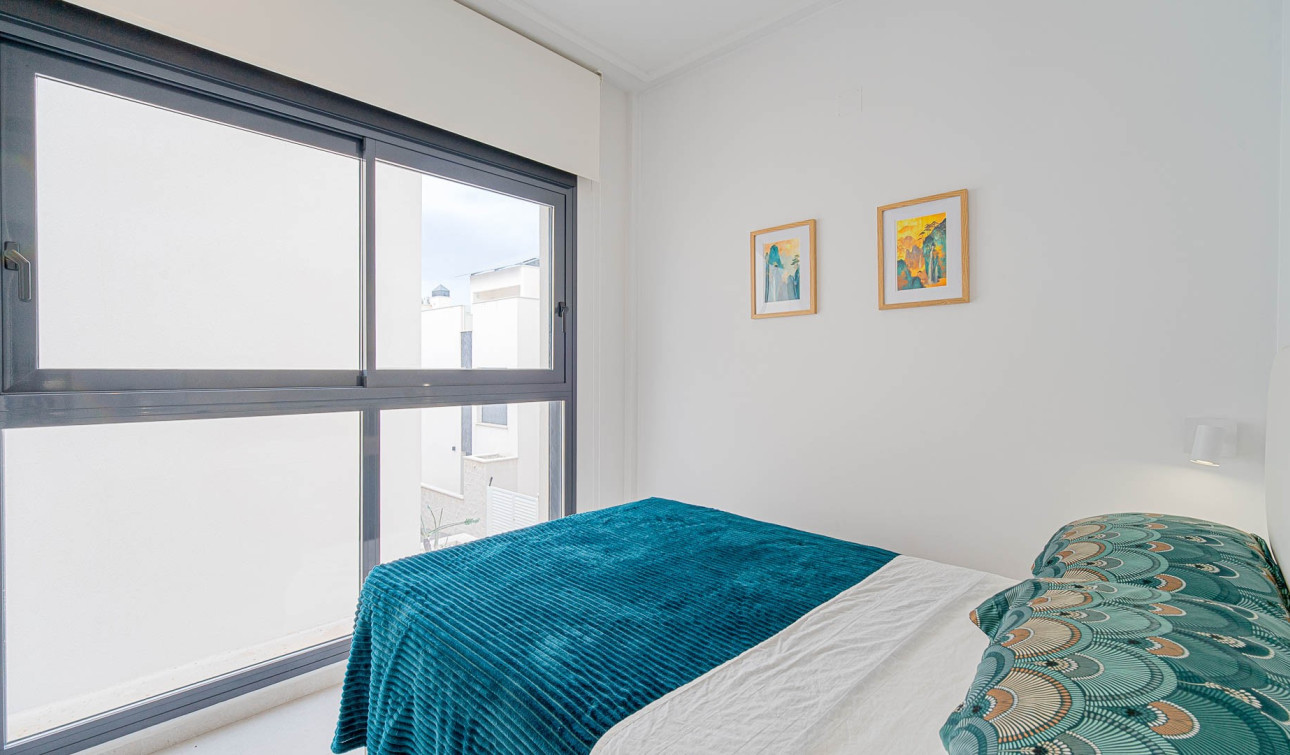 Reventa - Villa independiente - Punta Prima